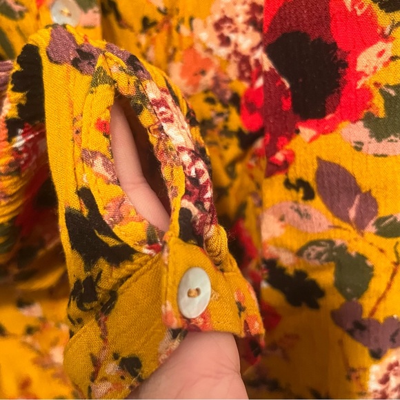 3X Floral Blouse - Picture 6 of 6